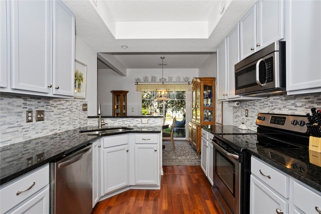 2749 NW 155th Street, Clive, IA 50325