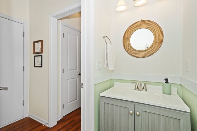 2749 NW 155th Street, Clive, IA 50325