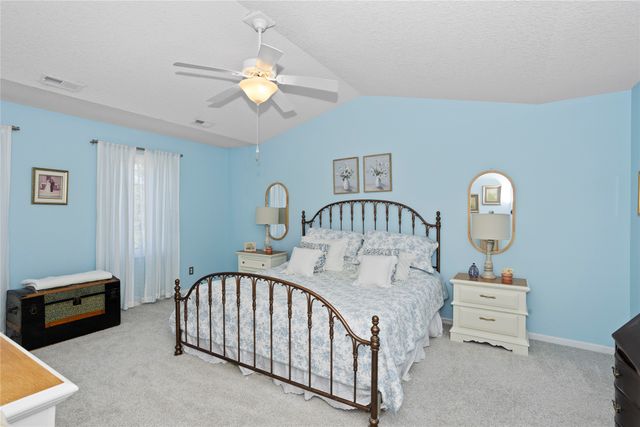 2749 NW 155th Street, Clive, IA 50325