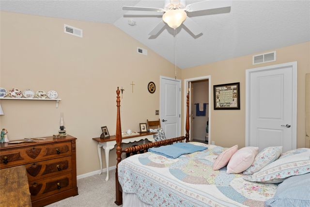 2749 NW 155th Street, Clive, IA 50325