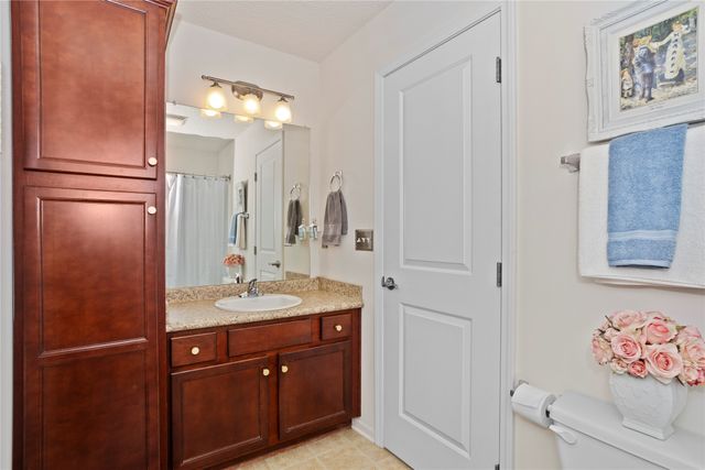 2749 NW 155th Street, Clive, IA 50325