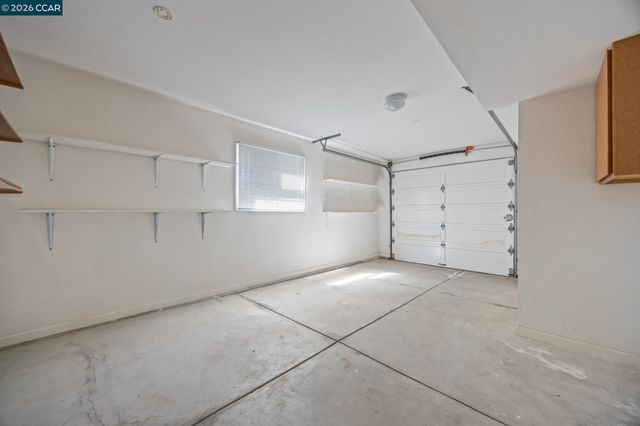 5910 Chabot Rd, Oakland, CA 94618