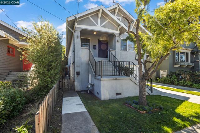 5910 Chabot Rd, Oakland, CA 94618