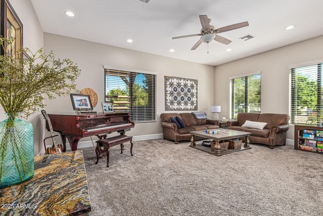 1718 S 140TH Place, Gilbert, AZ 85295