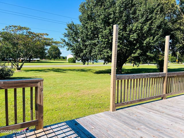 629 Old Snow Hill Road, Ayden, NC 28513