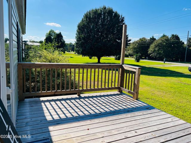 629 Old Snow Hill Road, Ayden, NC 28513