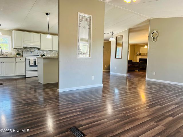 629 Old Snow Hill Road, Ayden, NC 28513