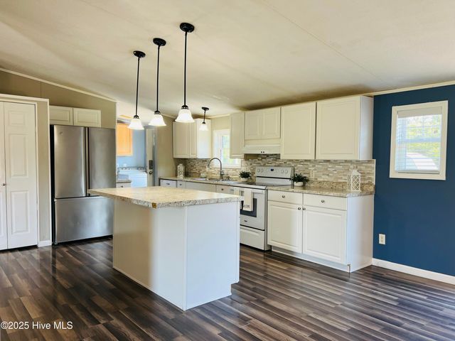 629 Old Snow Hill Road, Ayden, NC 28513