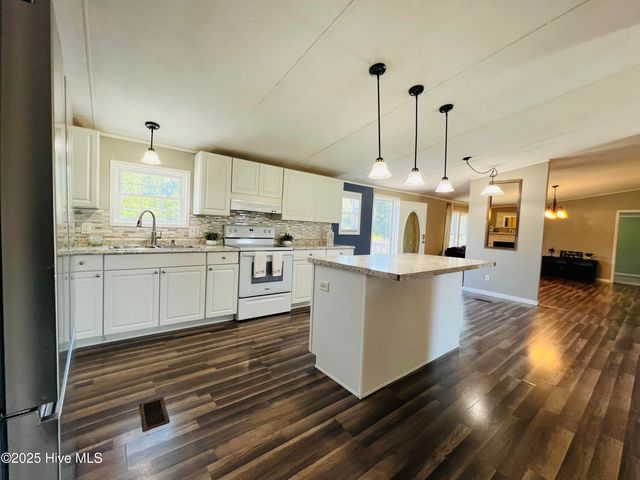 629 Old Snow Hill Road, Ayden, NC 28513