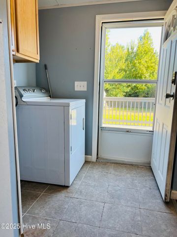 629 Old Snow Hill Road, Ayden, NC 28513