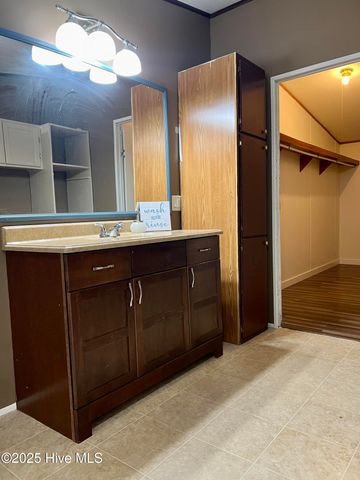 629 Old Snow Hill Road, Ayden, NC 28513