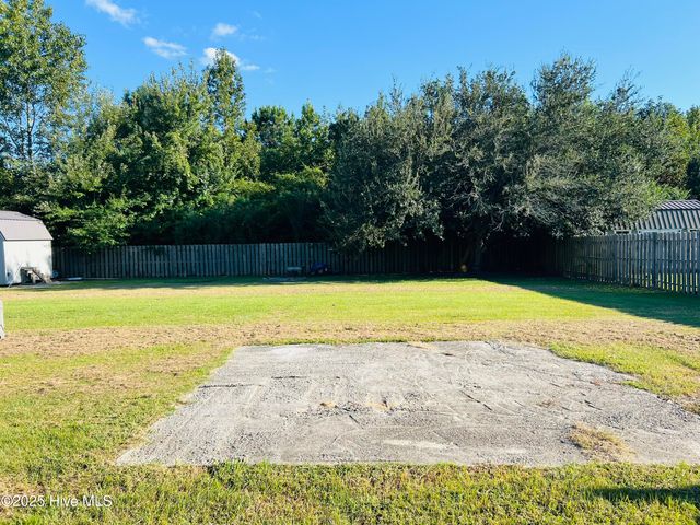 629 Old Snow Hill Road, Ayden, NC 28513