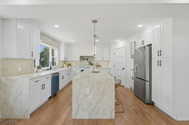 275 Longview Rd, Union Twp., NJ 07083