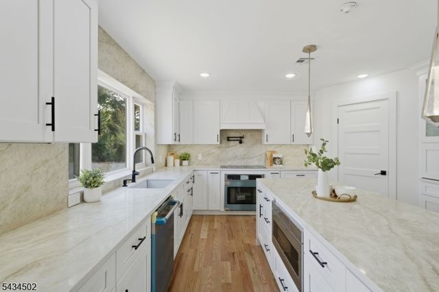 275 Longview Rd, Union Twp., NJ 07083