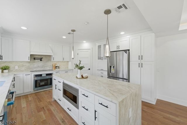 275 Longview Rd, Union Twp., NJ 07083