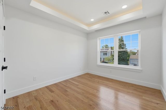 275 Longview Rd, Union Twp., NJ 07083
