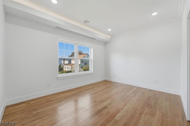 275 Longview Rd, Union Twp., NJ 07083