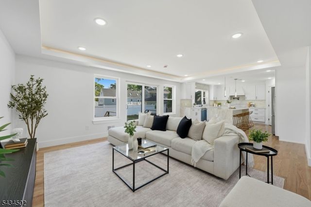 275 Longview Rd, Union Twp., NJ 07083