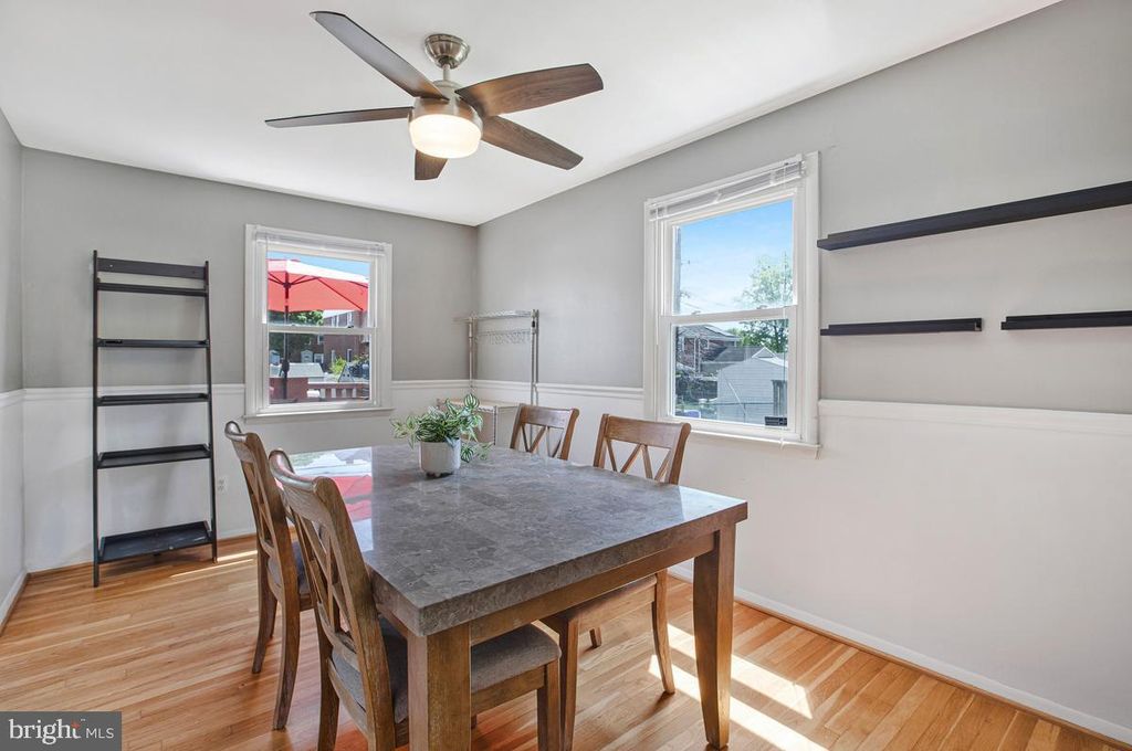 Image 11 of property listing at 8425 KINGS RIDGE RD, Baltimore, MD 21234