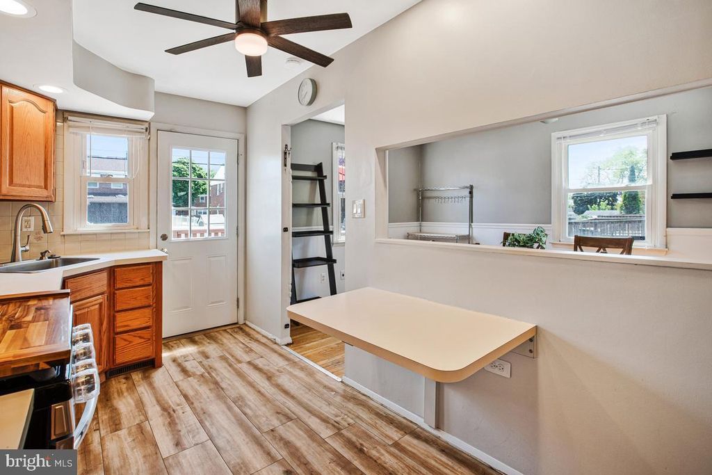 Image 16 of property listing at 8425 KINGS RIDGE RD, Baltimore, MD 21234