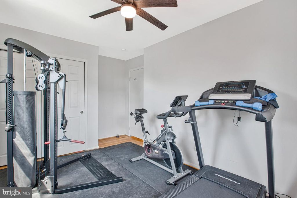 Image 23 of property listing at 8425 KINGS RIDGE RD, Baltimore, MD 21234