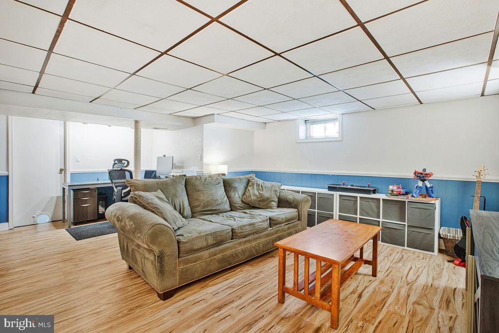 Image 25 of property listing at 8425 KINGS RIDGE RD, Baltimore, MD 21234