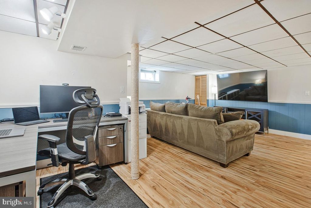 Image 27 of property listing at 8425 KINGS RIDGE RD, Baltimore, MD 21234