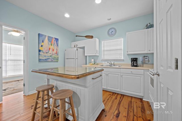 5601 State Highway 180 801, Gulf Shores, AL 36542