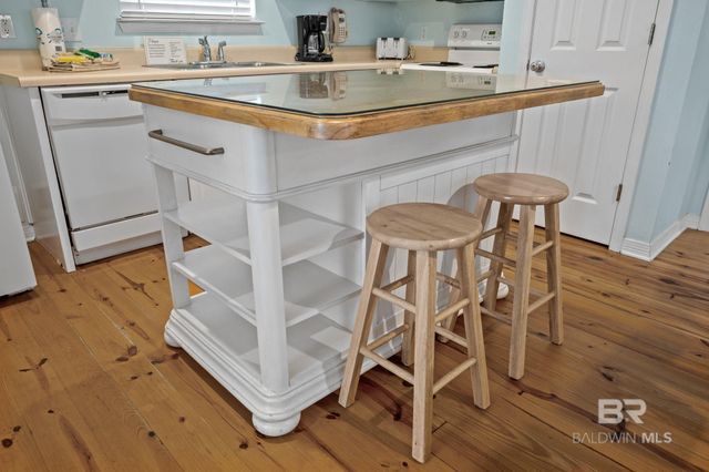 5601 State Highway 180 801, Gulf Shores, AL 36542