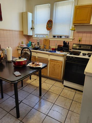 2827 N PARKSIDE Avenue 2, Chicago, IL 60634