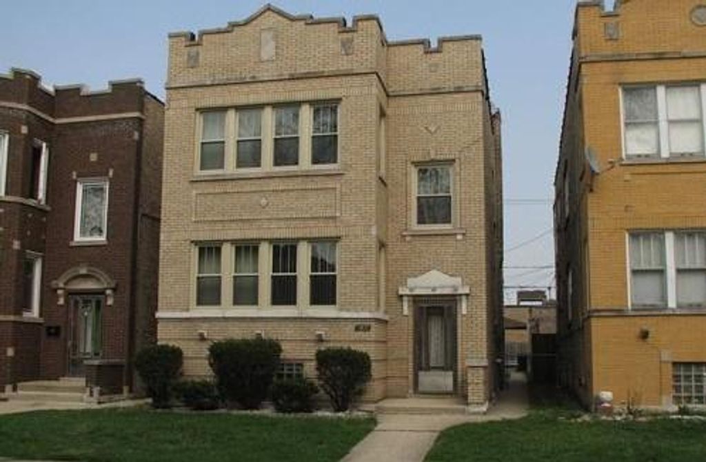 2827 N PARKSIDE Avenue 2, Chicago, IL 60634