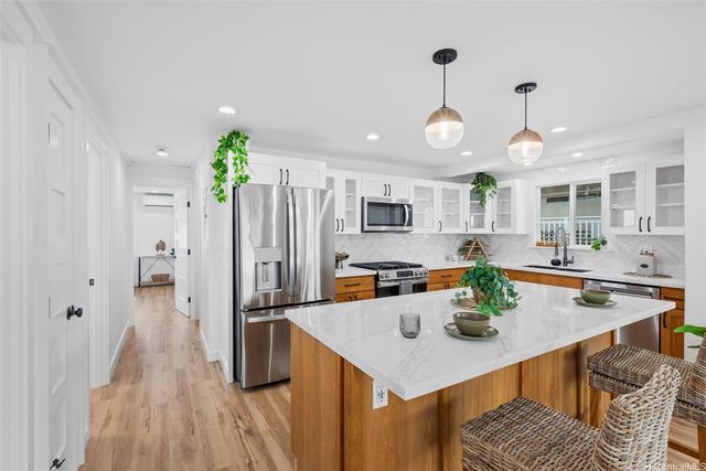 415 Hilinai Street, Hilo, HI 96720