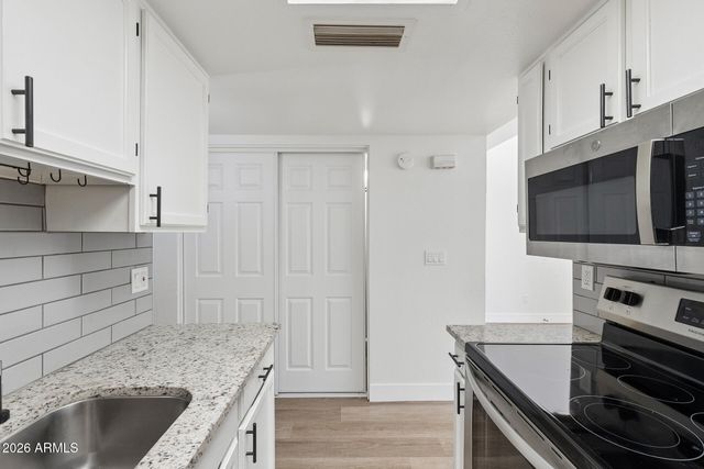 8888 N 47TH Avenue 260, Glendale, AZ 85302