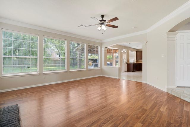 607 Fernwood Drive, Friendswood, TX 77546