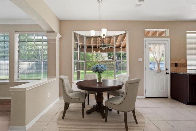 607 Fernwood Drive, Friendswood, TX 77546