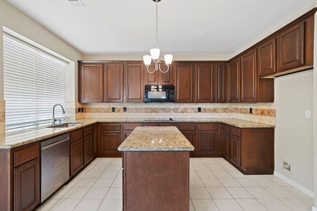 607 Fernwood Drive, Friendswood, TX 77546