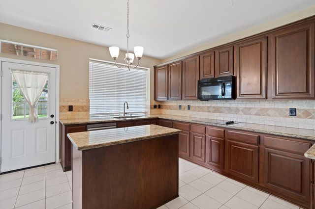 607 Fernwood Drive, Friendswood, TX 77546