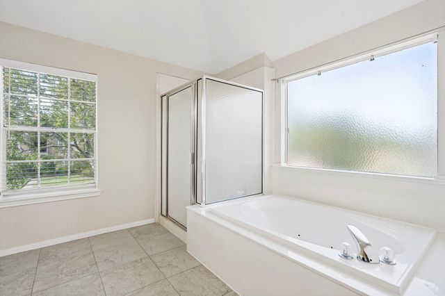 607 Fernwood Drive, Friendswood, TX 77546