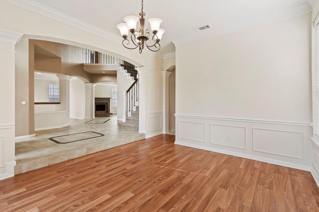 607 Fernwood Drive, Friendswood, TX 77546