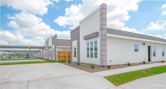 3012 W Sandlewood Street 1, Edinburg, TX 78541
