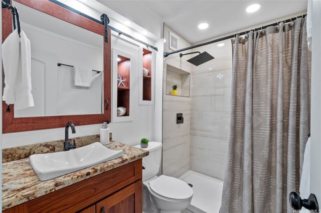 46-260 Kahuhipa Street C207, Kaneohe, HI 96744