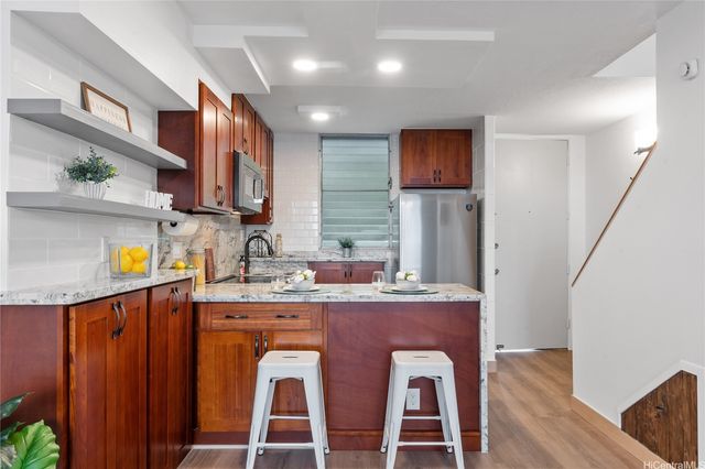 46-260 Kahuhipa Street C207, Kaneohe, HI 96744