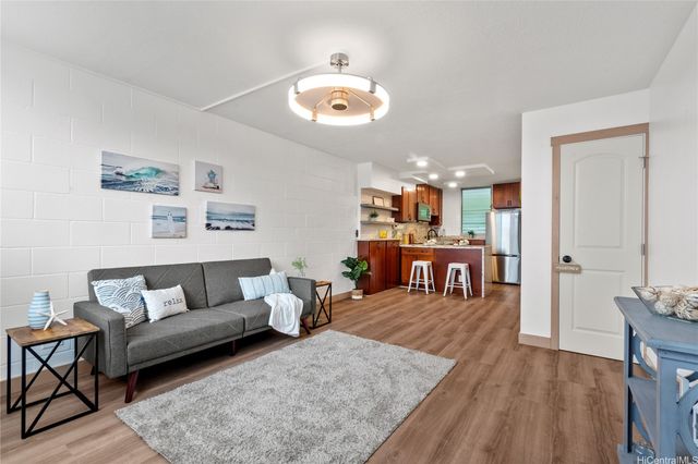 46-260 Kahuhipa Street C207, Kaneohe, HI 96744