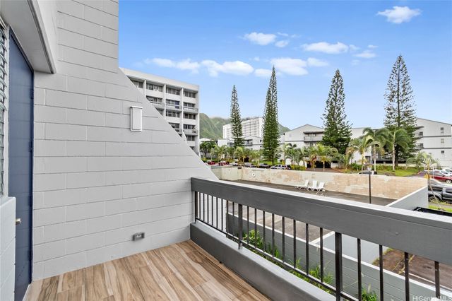 46-260 Kahuhipa Street C207, Kaneohe, HI 96744