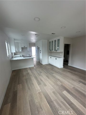 515 E Garfield Avenue, Glendale, CA 91205