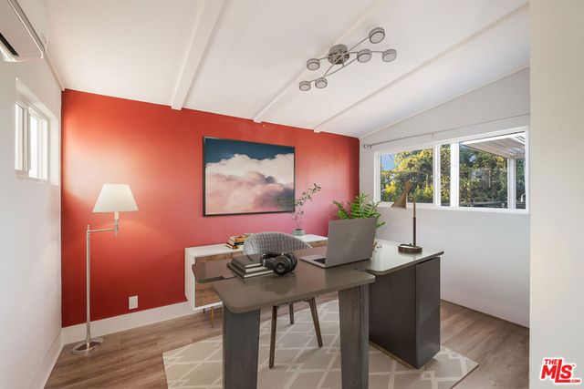 11775 Laurelwood Drive, Studio City, CA 91604