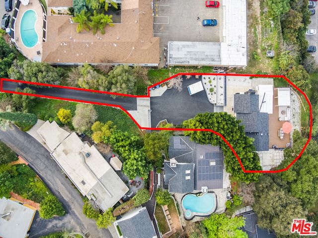 11775 Laurelwood Drive, Studio City, CA 91604