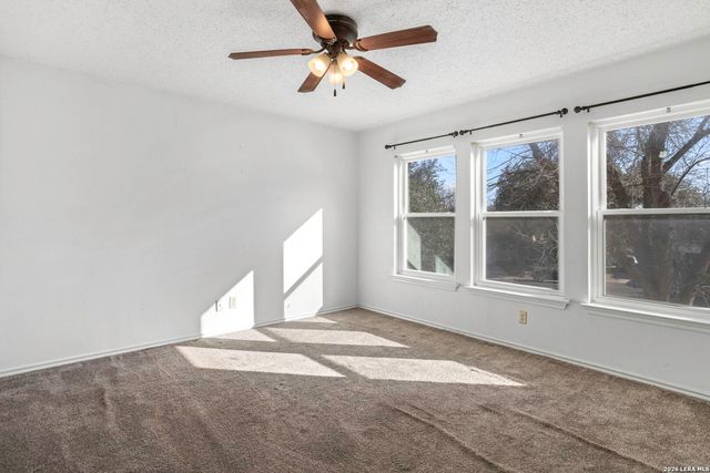 6811 Barton Rock, San Antonio, TX 78239