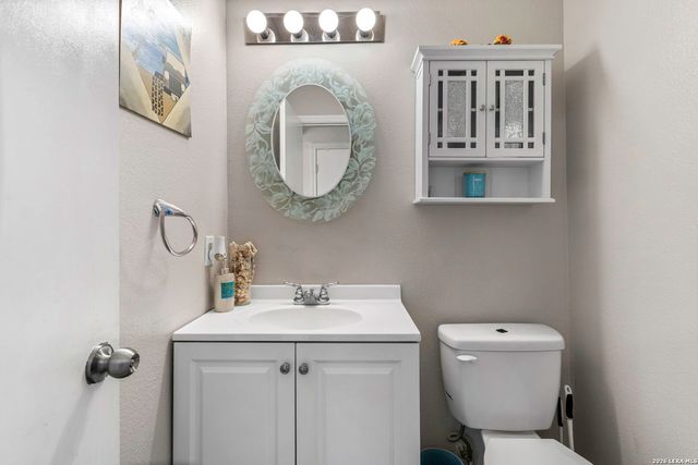 6811 Barton Rock, San Antonio, TX 78239