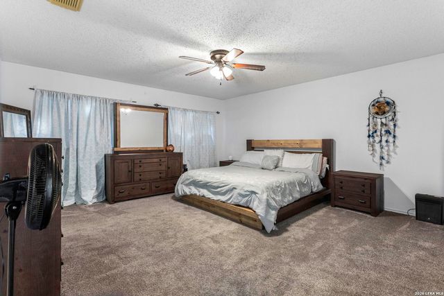 6811 Barton Rock, San Antonio, TX 78239